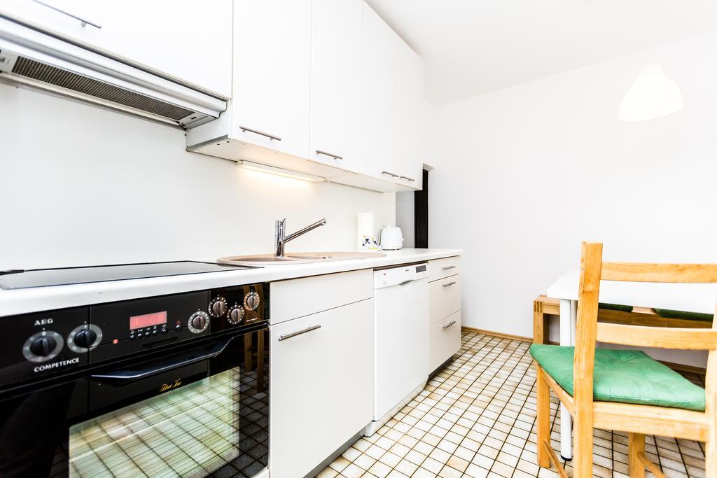 Apartment Koeln Weidenpesch Ruang foto